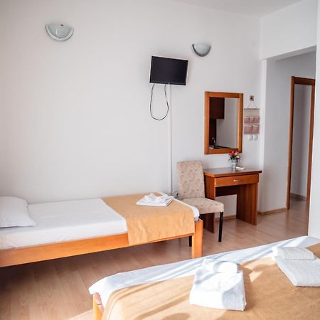 Apartments Bonita Ulcinj Ngoại thất bức ảnh